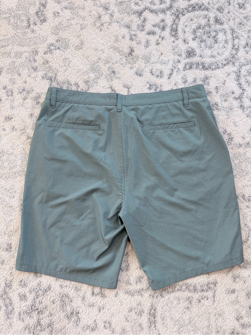 Hurley Men’s Sage Green Flat Front Shorts sz 38 - Picture 3 of 3
